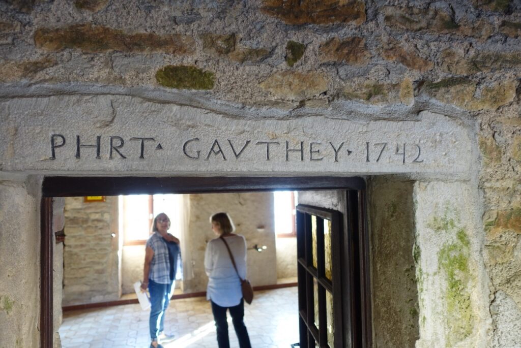 Philibert Gauthey carved in stone lintel 1742